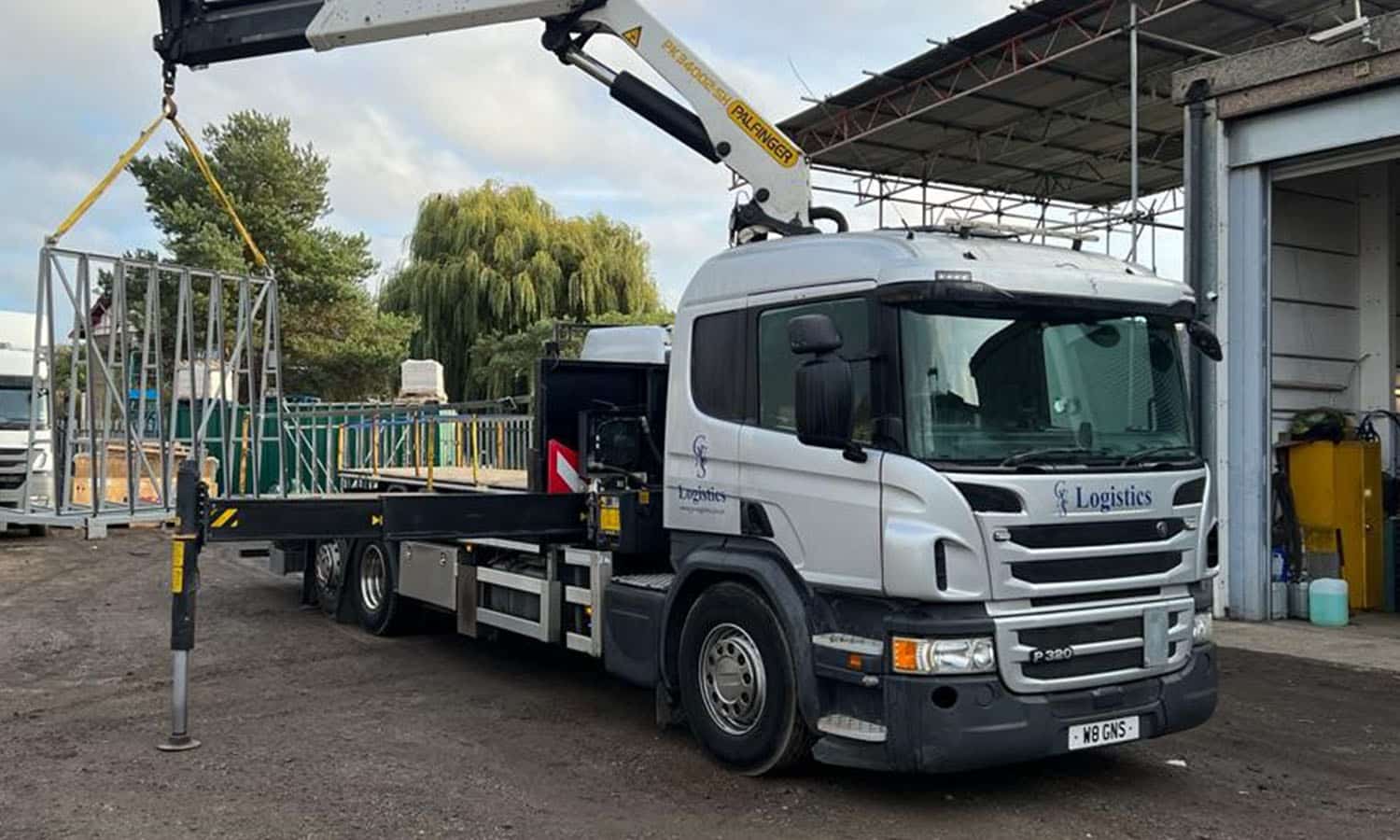 GNS Logistics transport Waltham Abbey London and Essex Crane truck header